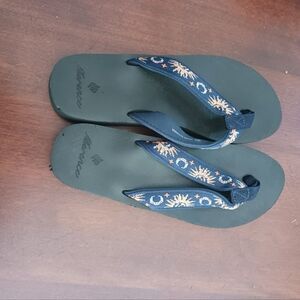 Mence Black and Blue Embroidered Women's Sandals